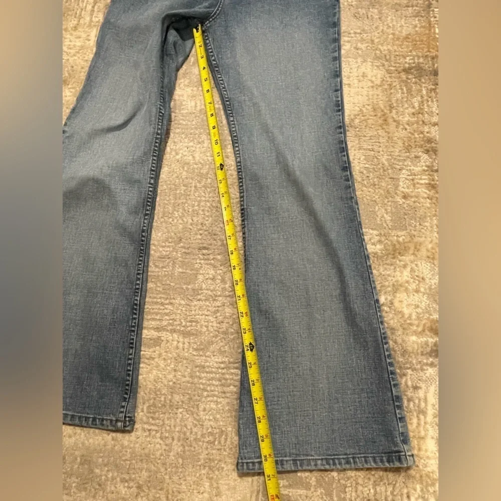 Vintage LEI Throwback Denim Jeans Flare Leg Size 11 Lighter Wash Y2K